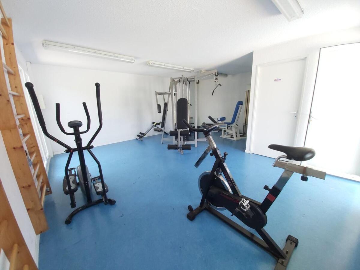 Апартаменти Le Sporting Land - Avec Entree Autonome, Parking Prive & Sa Piscine ! - Гаяк Екстер'єр фото